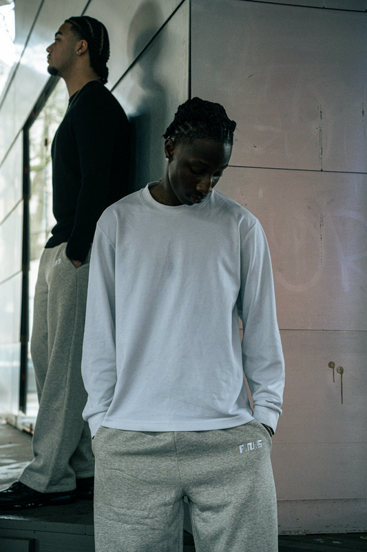 SWEATPANTS GREY image 2